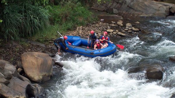 Kitulgala: A Traveler’s Guide to Kithulgala’s Wild Rivers and Ancient Caves