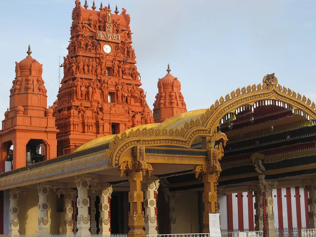 Nallur Kovil: Where History, Gods, and Colour Collide in Jaffna