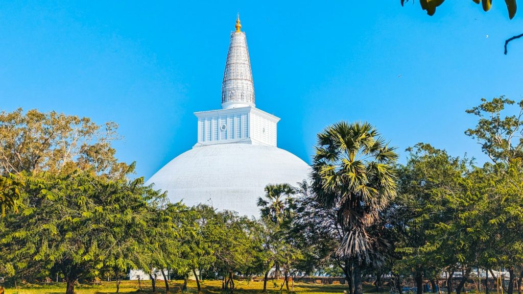 Ruwanwelisaya Stupa